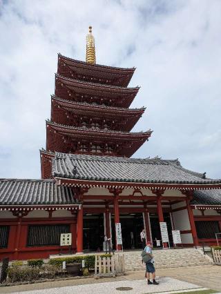 浅草寺 五重塔の参拝記録(はくすみさん)