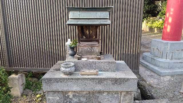 祠　鳥居の左脇の参拝記録(miyumikoさん)