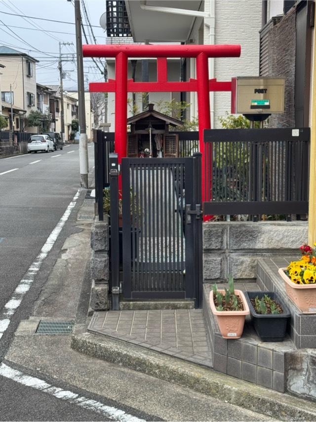 稲荷社　個人宅敷地内の参拝記録1