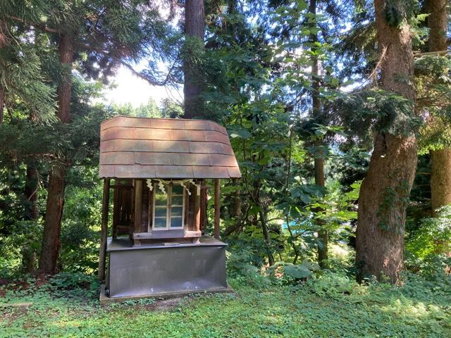 秋田県湯沢市伊勢堂山3 北野神社(神明社)の写真1