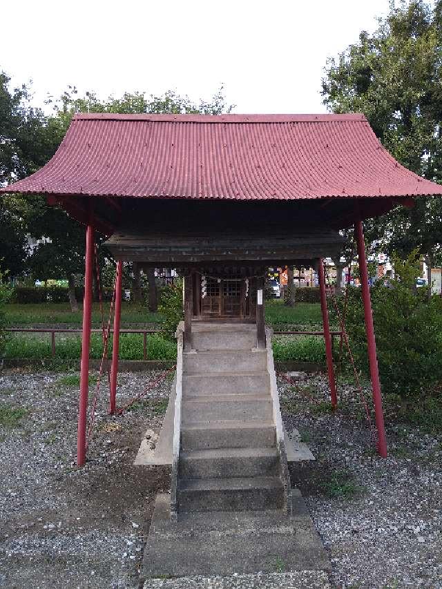 東京都足立区西新井4-35 三峯神社(西新井諏訪神社境内社)の写真1