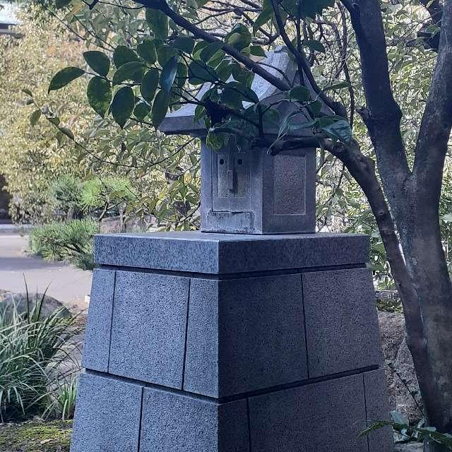 東京都文京区湯島２丁目３３−１２ 石祠の写真1