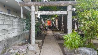 中内稲荷神社（御嶽神社境内社）の参拝記録(まっちゃんさん)