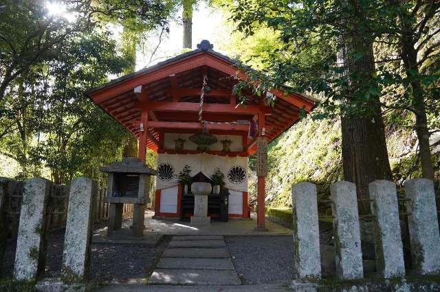 京都府京都市左京区鞍馬本町1074 鞍馬寺 巽の弁財天社の写真3