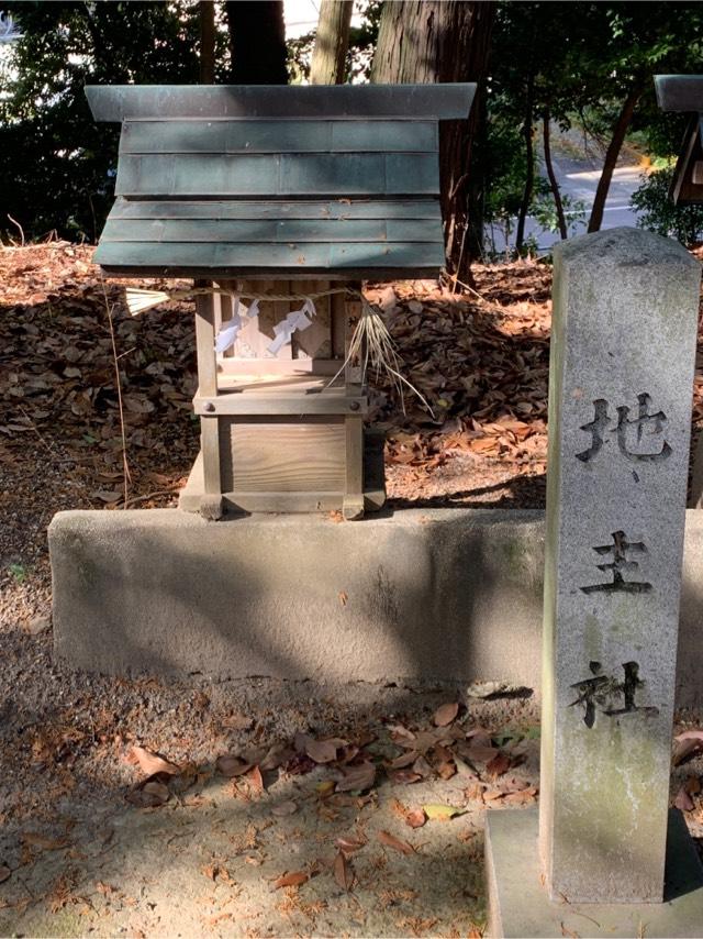 地主社(大岡白山神社　境内)の参拝記録3