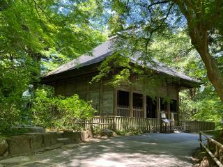 中尊寺金色堂旧覆堂の参拝記録(あまぞんさん)