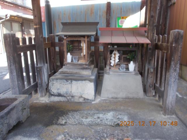 群馬県館林市本町２丁目８−８ 出世稲荷神社の写真2