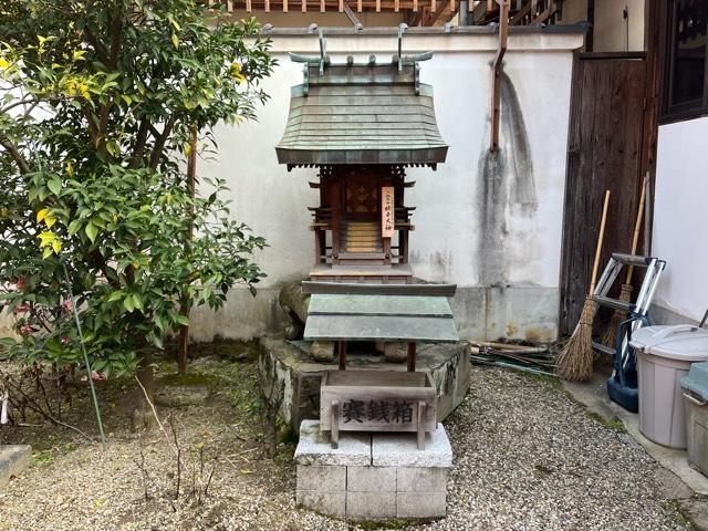 奈良県奈良市薬師堂町24 蛭子社(御霊神社)の写真1