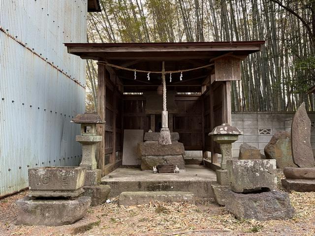 群馬県安中市東上秋間1729番地 十二山神社(東神社)の写真1