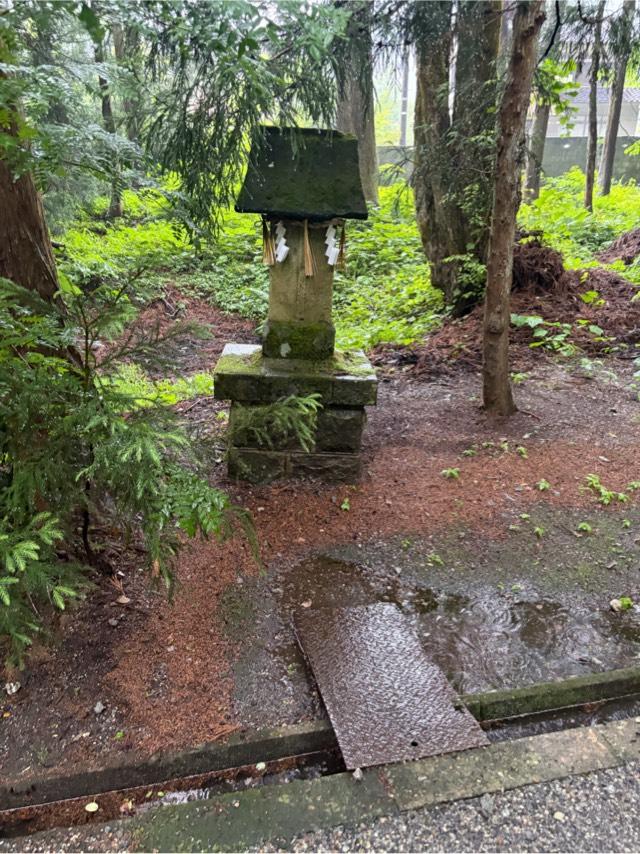 閼伽池社(雄山神社中宮祈願殿)の参拝記録1