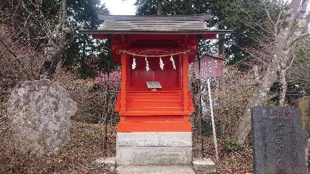 東京都青梅市御岳山 稲荷社(武蔵御嶽神社)の写真1