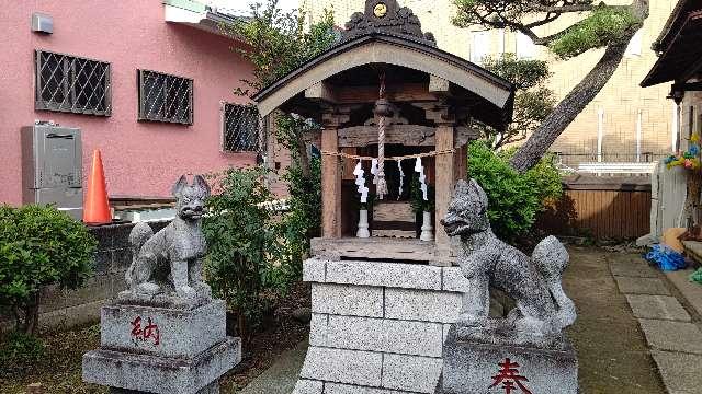 満地也稲荷神社の写真1