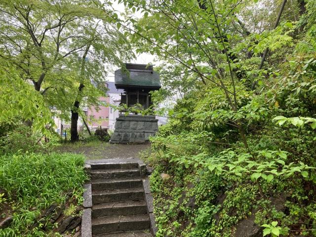 産霊神社(五十鈴神社境内社)の写真1