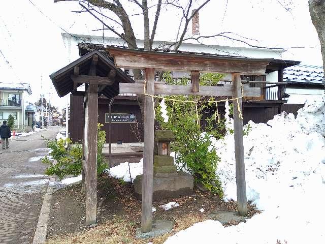 福島県喜多方市寺町南 常盤稲荷神社の写真1