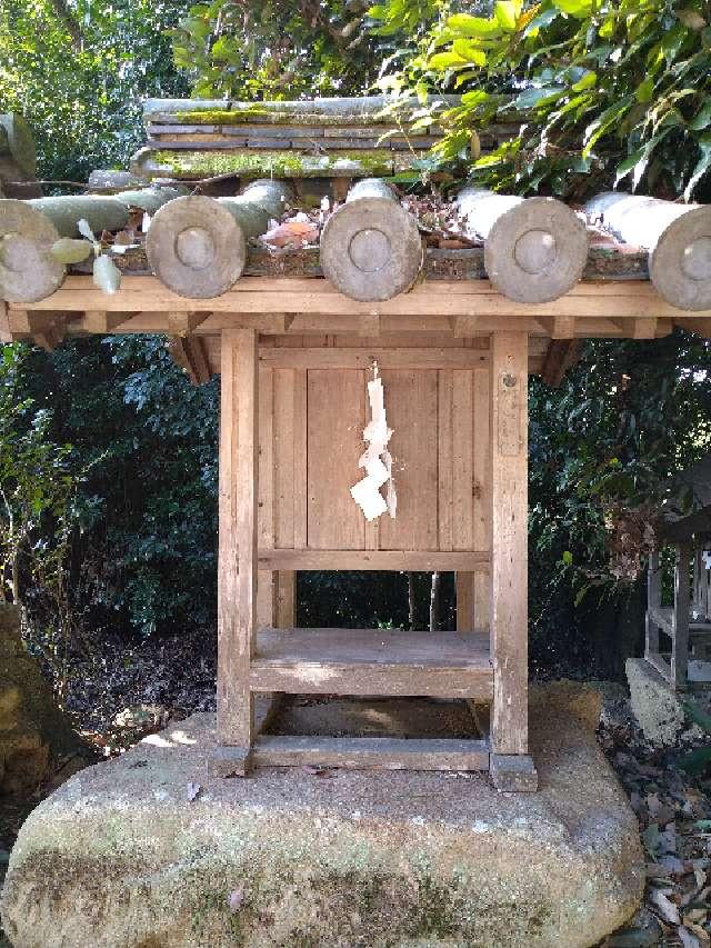 岡山県赤磐市熊崎３３３ 荒神社（賀茂祗前神社末社）の写真1