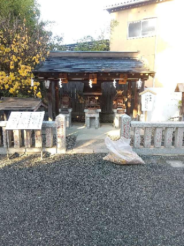 山梨県甲府市太田町10-2 三社神社(稲積神社　境内)の写真2