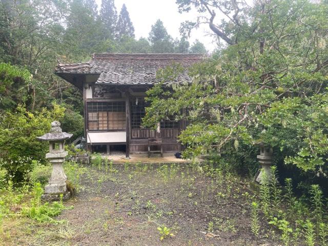塩川神社の写真1