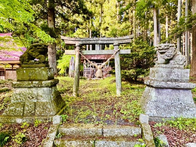近津神社の写真1