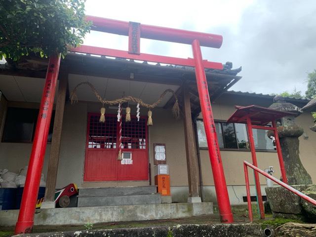 新山稲荷神社の写真1