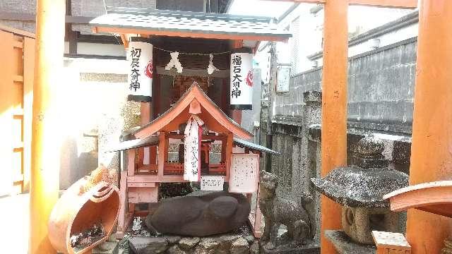 亀石大明神（御辰稲荷神社境内社）の写真1