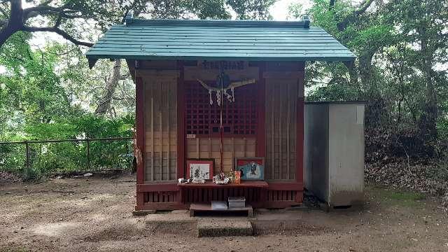 下飯田稲荷神社の写真1