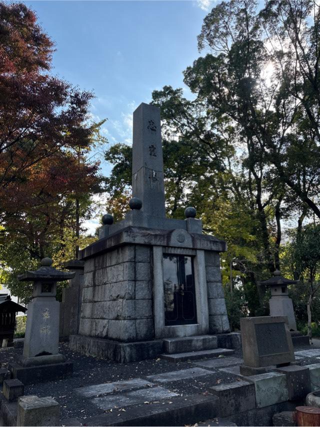 忠霊塔（飯香岡八幡宮境内塔）の参拝記録1