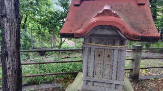 秋津神社境内社の参拝記録(りんごぐみさん)