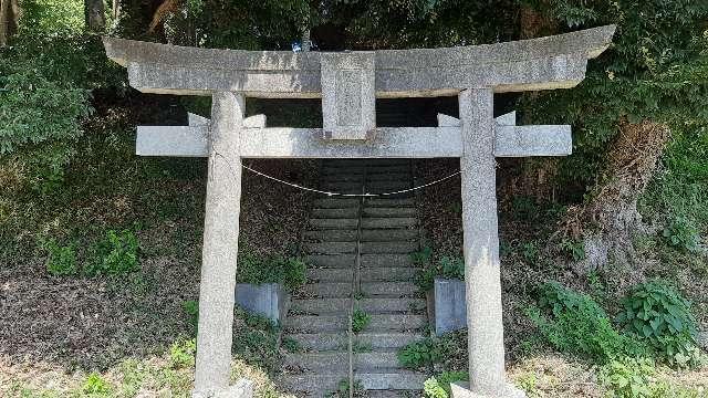 皇産霊神社の写真1