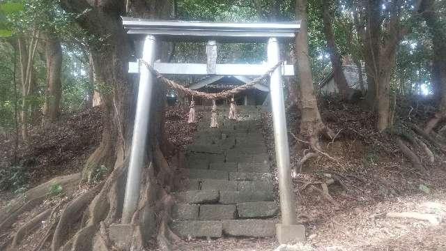 三宝荒神社（加草）の写真1