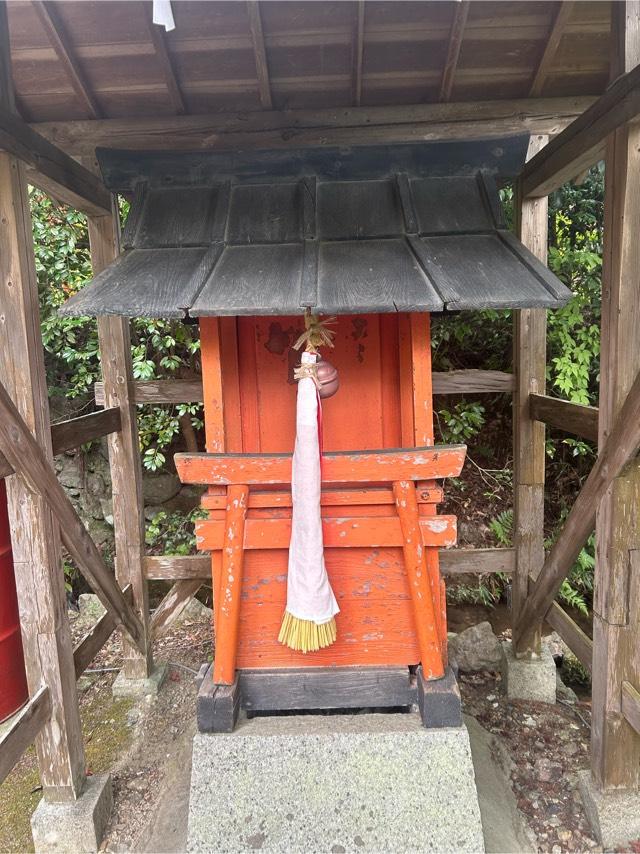 京都府亀岡市上矢田町上垣内22 稲荷神社　疱瘡神社(鍬山神社　境内社)の写真1