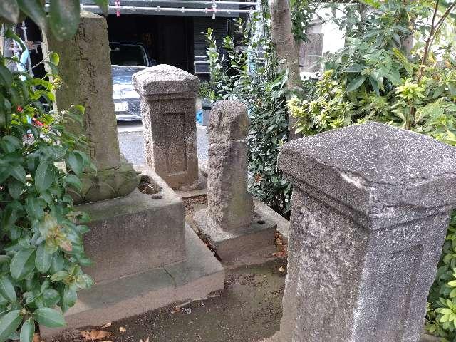 庚申塔（高千穂稲荷神社）の写真1