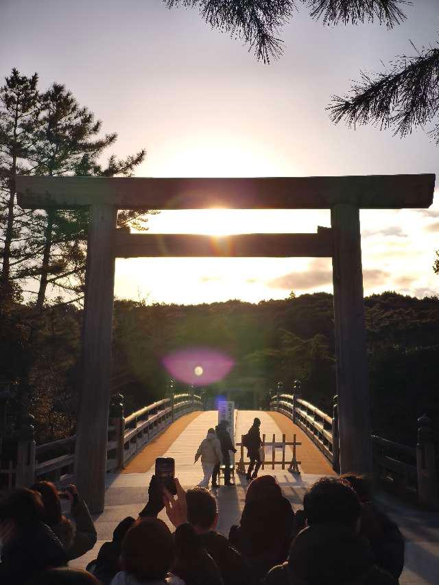 三重県伊勢市宇治今在家町１０−１ 宇治橋鳥居（外側）の写真2