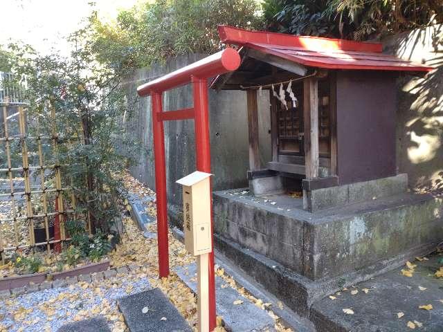 烏森稲荷神社境内社の写真1