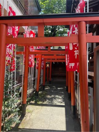 稲荷社（谷戸三輪神社境内社）の参拝記録(⛩️🐍🐢まめ🐢🐍⛩️さん)