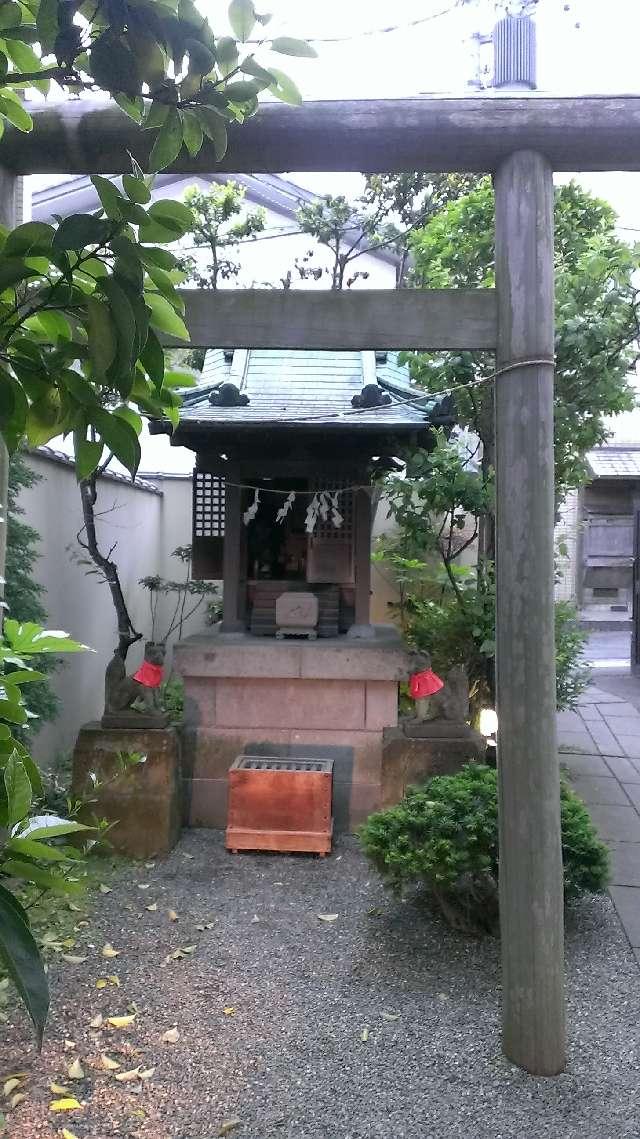 豊島屋稲荷神社の写真1