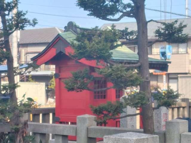 耕司稲荷神社（戸ヶ崎香取浅間神社境内）の写真1