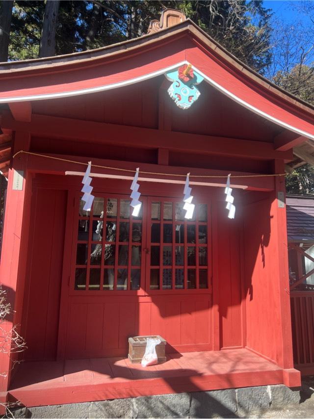 神馬舎（北口本宮冨士浅間神社　境内）の写真1