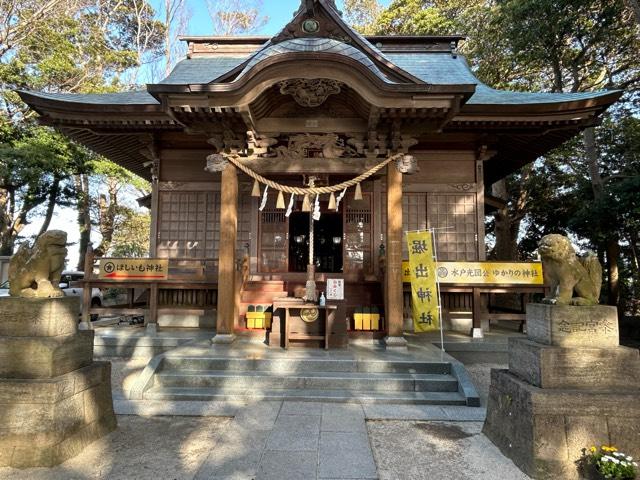 掘出神社の写真1