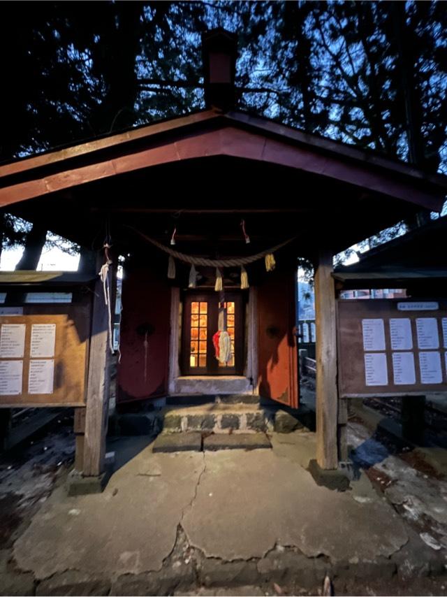 山梨県富士吉田市向原１丁目２１−１１ 恵比寿神社（向原小明見冨士浅間神社　境内社）の写真1