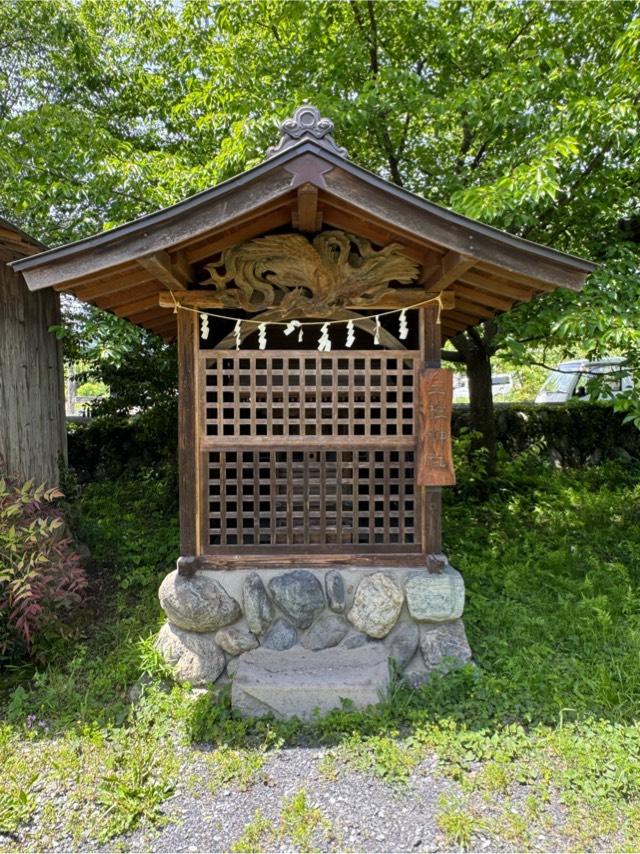 二柱神社の写真1
