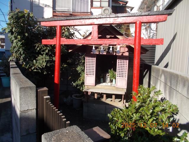 神奈川県横浜市鶴見区生麦５丁目１２−５ 藤森稲荷神社の写真2