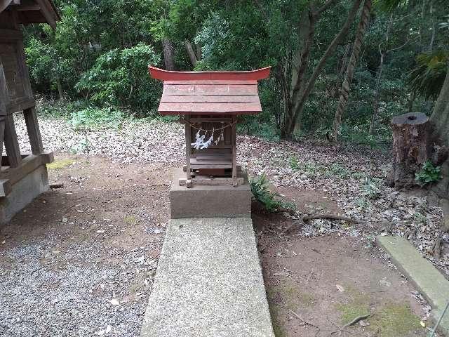 本村八幡神社境内社の写真1
