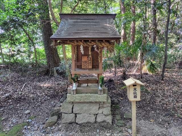 竈殿神社（御上神社境内）の写真1