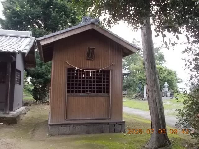 埼玉県本庄市田中134 稲荷神社の写真2