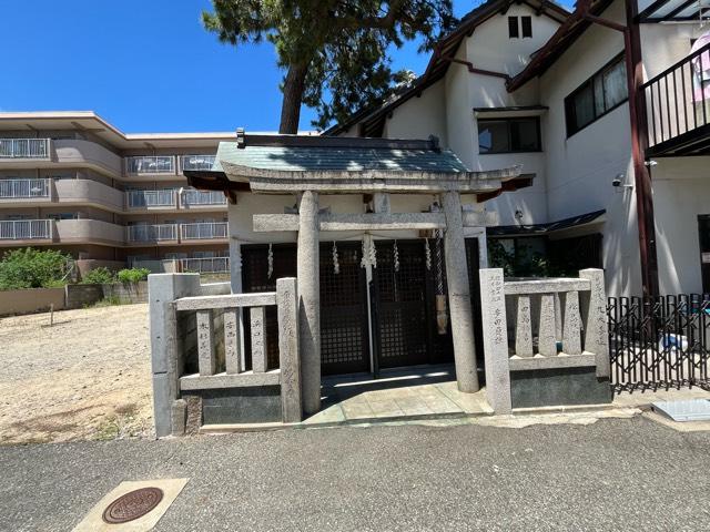 吉岡稲荷社の写真1