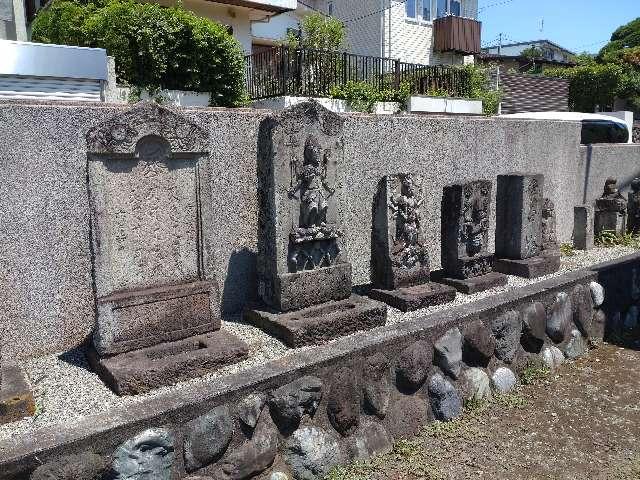 庚申塔・道祖神（善行神社石塔群）の写真1
