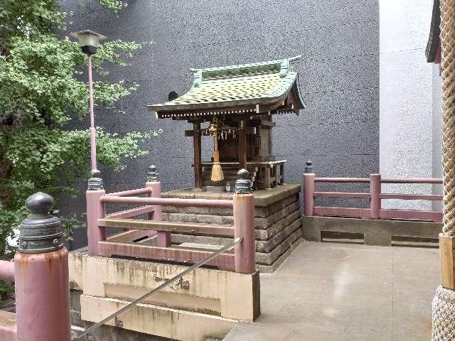 重箱稲荷神社（誕生八幡神社境内社）の写真1