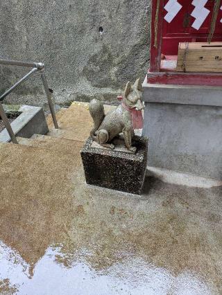 稲荷神社（石川神社境内社）の参拝記録(はくすみさん)