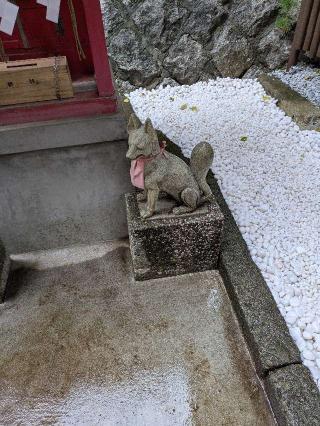 稲荷神社（石川神社境内社）の参拝記録(はくすみさん)