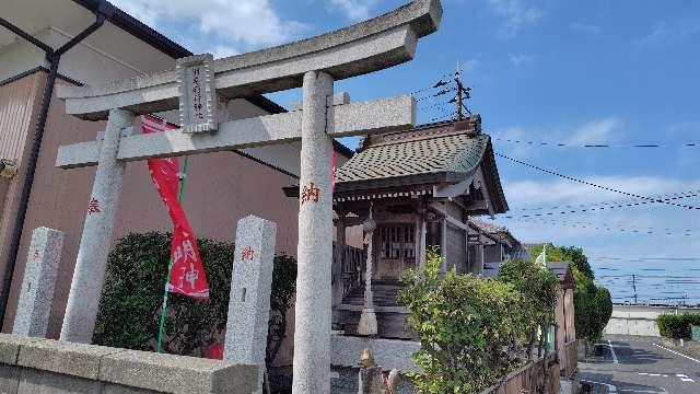 洲嵜稲荷神社の写真1